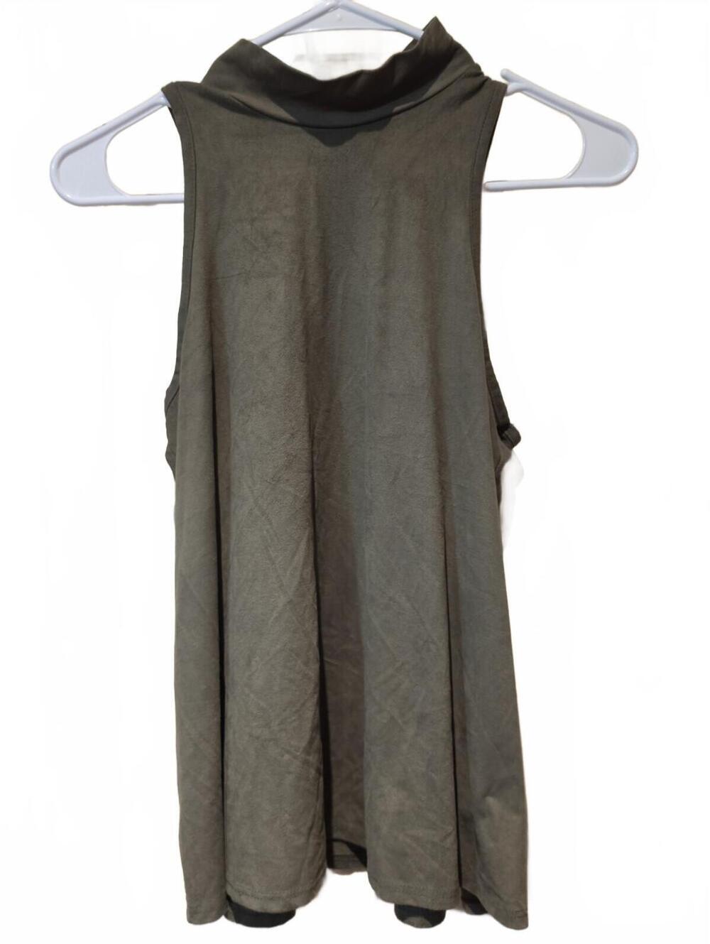 Madison & Berkley Green Faux Suede Solid Mock Neck Sleeveless Stretch Tank XS